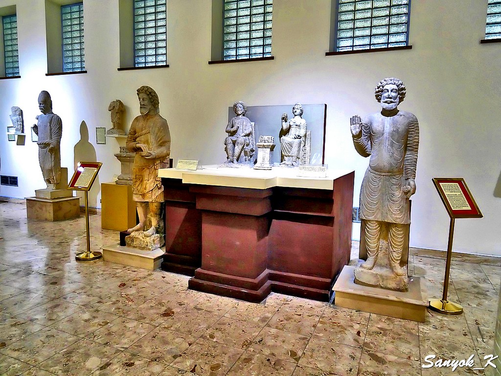 735 Baghdad Iraqi museum Hatrian period Багдад Национальный музей Ирака Хатрийский период