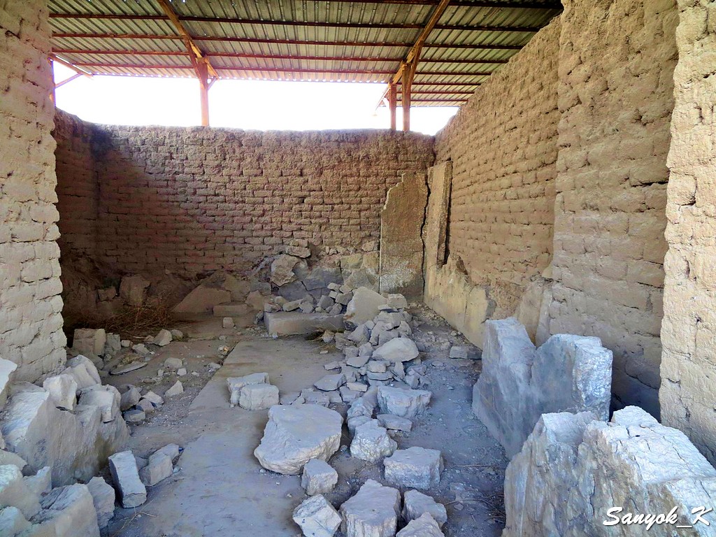 703 Mosul Nineveh Palace of Sennacherib Мосул Ниневия Дворец Синаххериба 2012