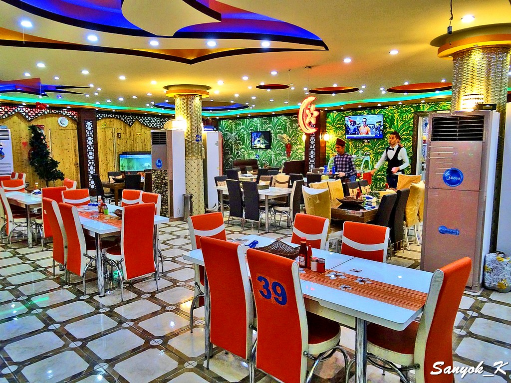 102 Basra Al Azaim Restaurant Басра Ресторан Аль Азайм